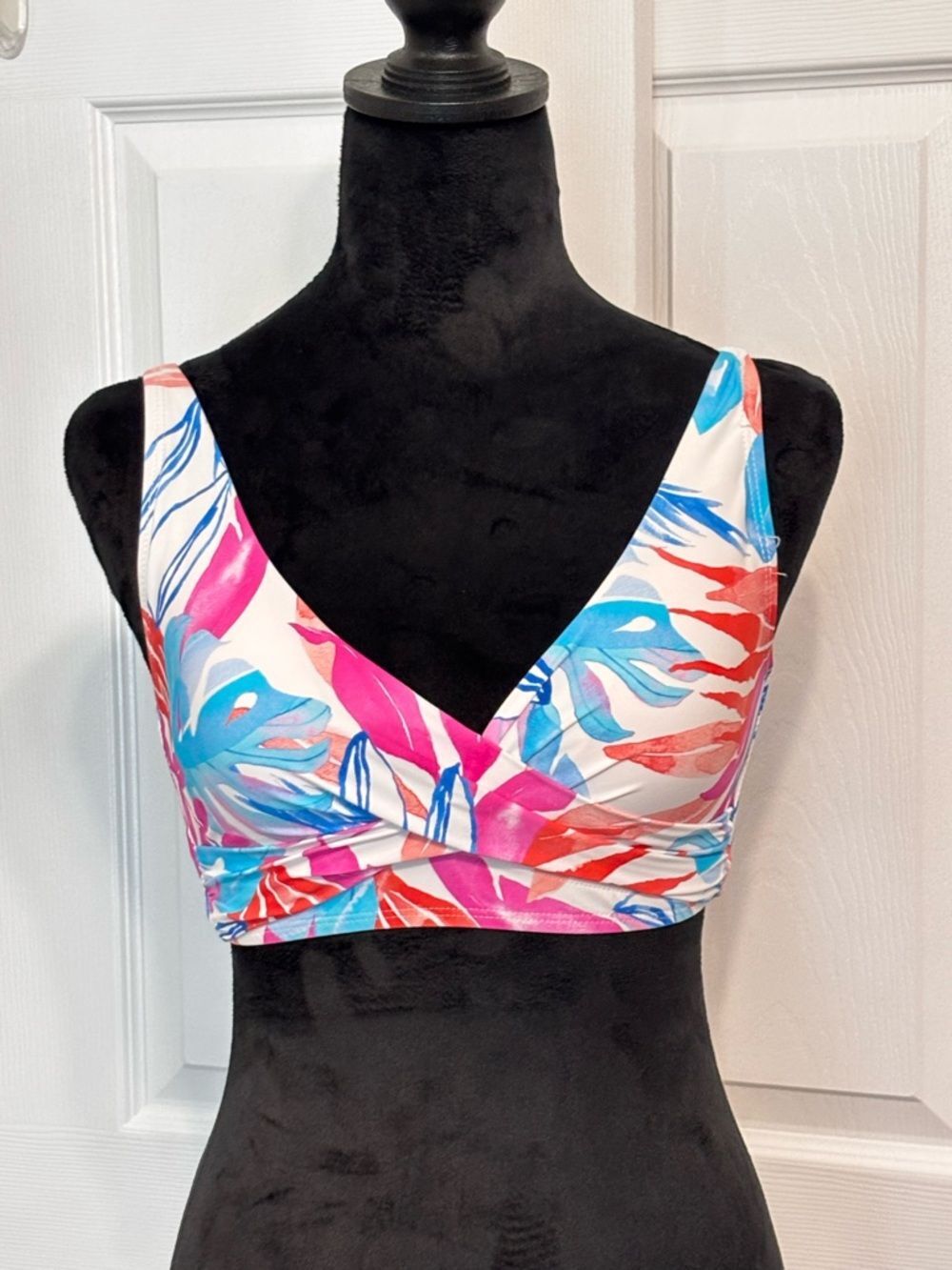 Niptuck Tropical Palm Leaf Print Adjustable Bikini Top Pink Blue Red Women’s 4